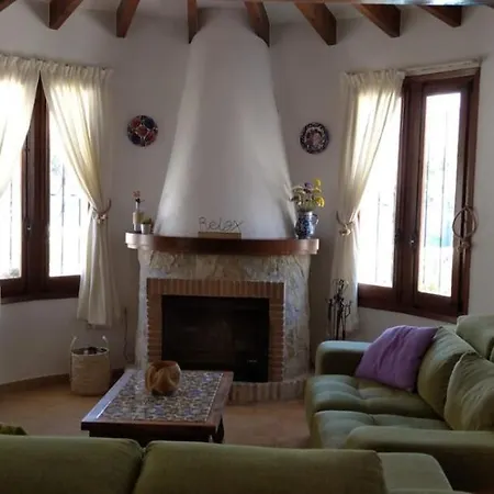 Alhambra - Dale A Tu Familia Vacaciones Y El Descanso Que Se Merecen Villa Calpe