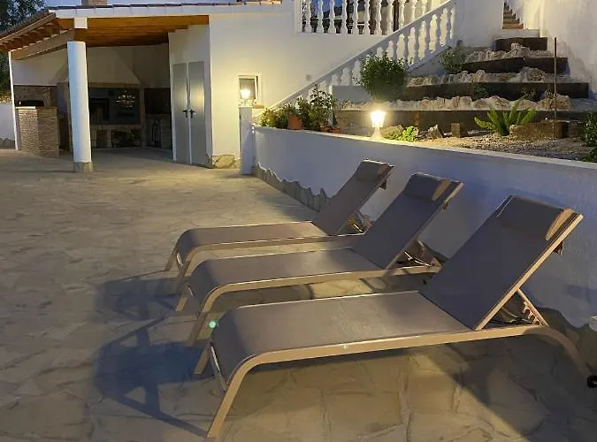 Villa Alhambra - Dale A Tu Familia Vacaciones Y El Descanso Que Se Merecen Calpe