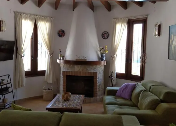 Alhambra - Dale A Tu Familia Vacaciones Y El Descanso Que Se Merecen Villa Calpe