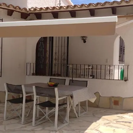 Alhambra - Dale A Tu Familia Vacaciones Y El Descanso Que Se Merecen Вілла Кальпе